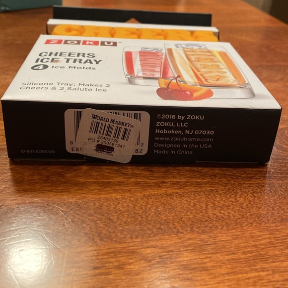 Zoku Cheers Salute Ice Trays - 4 Molds NWT - Picture 4 of 4